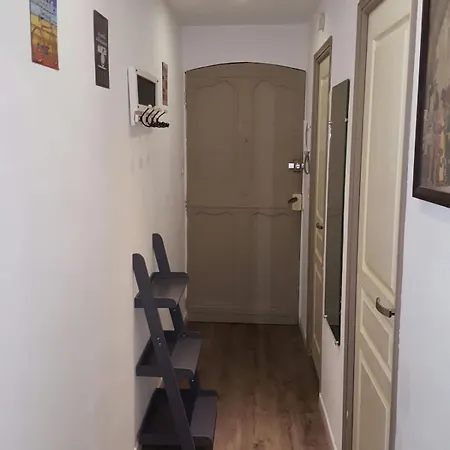 1-bedroom Just 5 Minutes Away From The Congress Center And The Beaches * Cannes